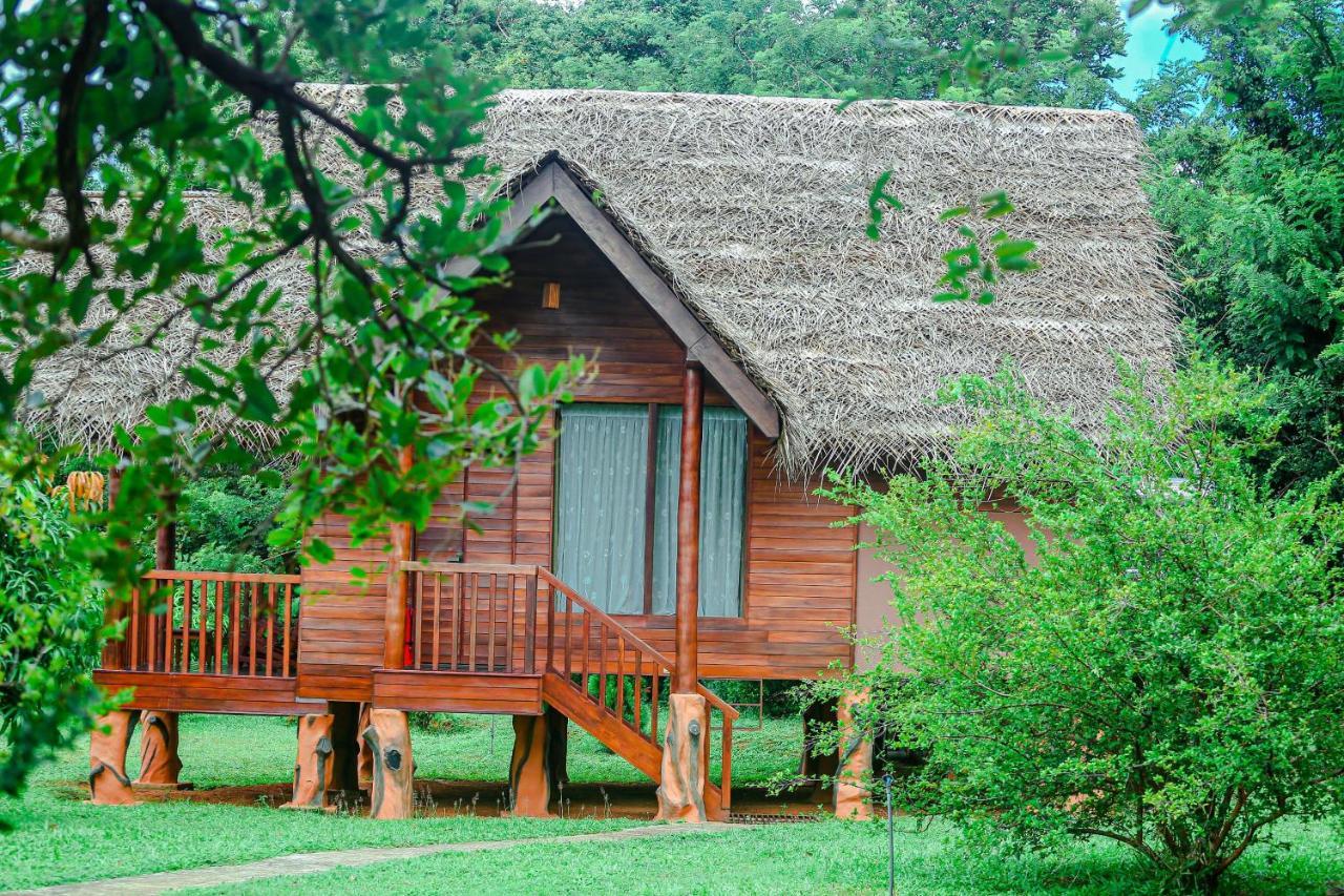 Sigiriya Water Cottage מראה חיצוני תמונה